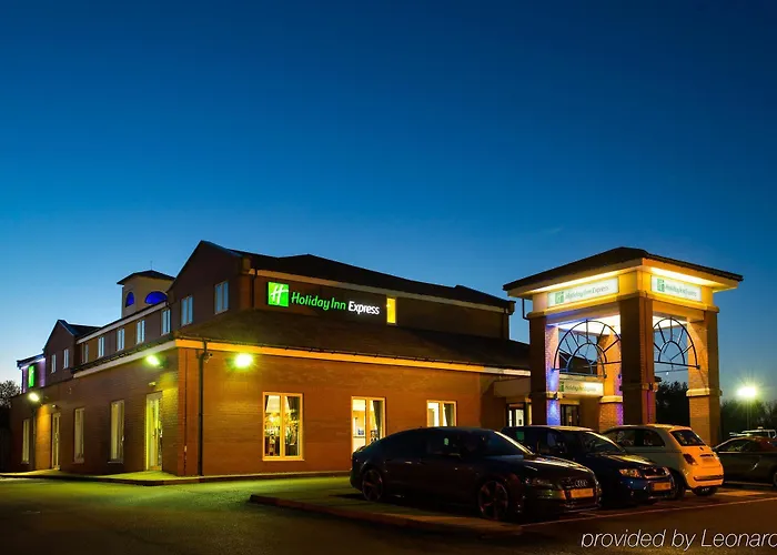 Express East By Ihg 3* 맨체스터