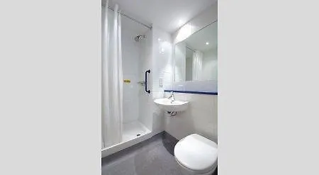 Travelodge Ancoats Otel 3*