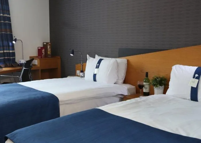 Express East By Ihg 맨체스터