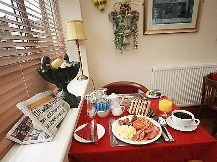 Guest house The Ascott 4*