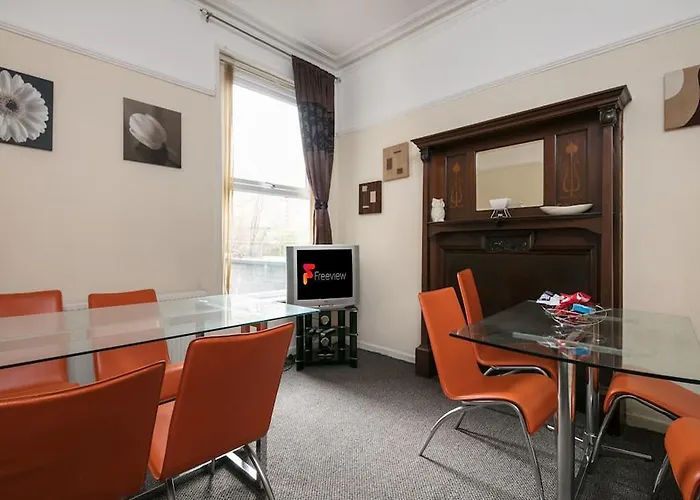 Chorlton Townhouse *