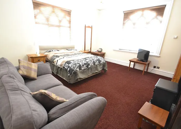 The Milverton 3* 맨체스터