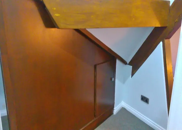 호텔 The Milverton 3*