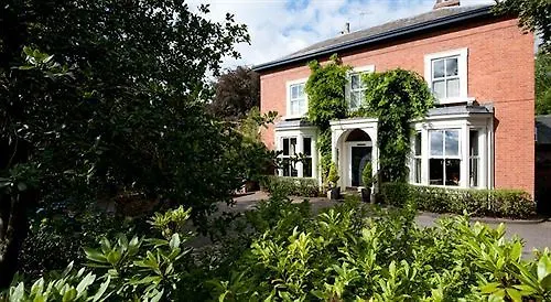 Eleven Didsbury Park 4*