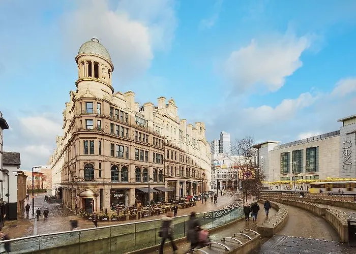 Roomzzz Victoria شقة فندقية مانشستر