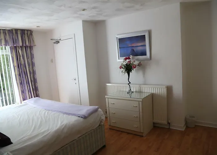 La Suisse Serviced * Manchester