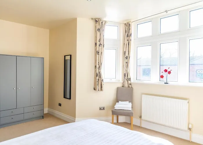 Apartman No 1 - The Old Red King Pub, Whitefield,