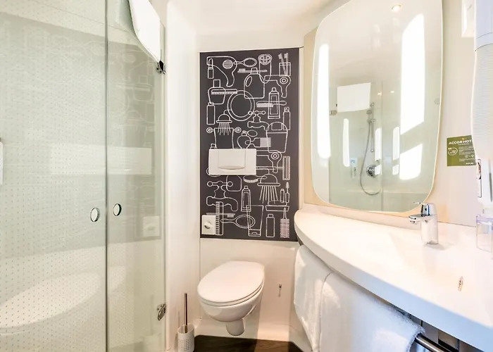 Ibis Centre 96 Portland Street Manchester