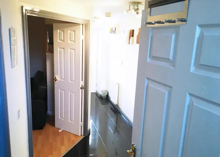 My-places Abbotsfield Court Townhouse 4 4* 맨체스터